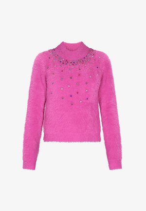 Flauschiger rosa Pullover mit rundem Ausschnitt, langen Ärmeln und verziert mit mehrfarbigen, edelsteinartigen Akzenten auf der Vorderseite.