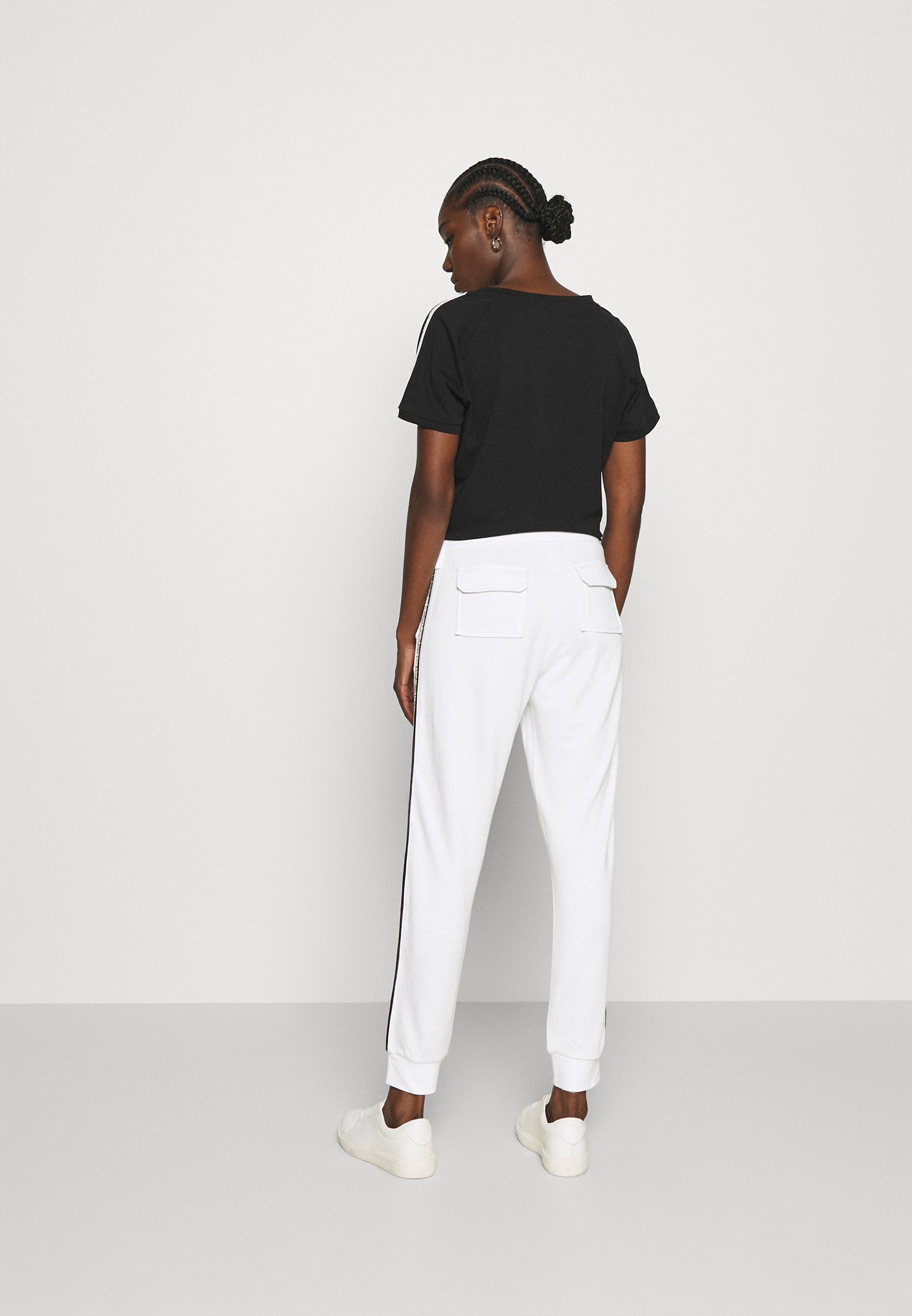 Bianco Chino Springfield Broek 1119420 Beige | Broeken | Dames Broeken \u0026  Jeans | Damesmode | Ronald Deurloo