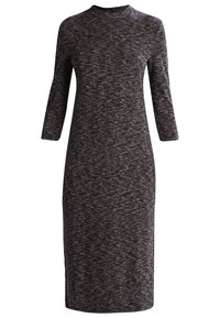 Robe en maille ajustée à manches longues, longueur genou, col montant, en tissu chiné gris foncé et noir.