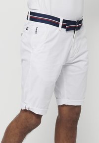 Koroshi BERMUDA - Kratke hlače - blanco   white