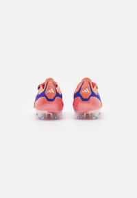 adidas Performance PREDATOR ELITE FT FG - Jalkapallokengät kiinteälle alustalle - lucid blue/footwear white/solar red