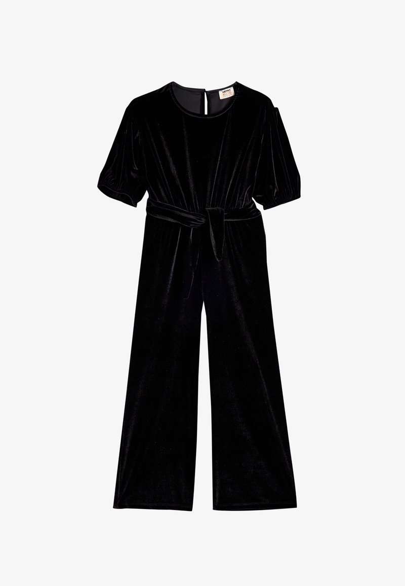 Zwarte fluwelen jumpsuit met korte pofmouwen, een ronde halslijn en een aangesnoerde taille met een bijpassende strikriem. Wijde pijpen.