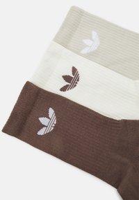adidas Originals TR CREW S 6PACK - Meias - earth strata/putty grey/ivory