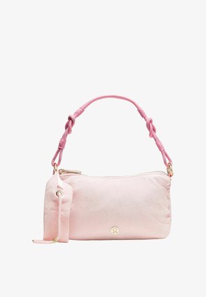 Borsa rettangolare color rosa tenue con tracolla annodata, chiusura a zip e piccola pochette coordinata attaccata su sfondo bianco.