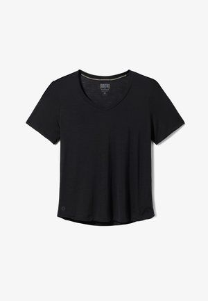 Camiseta negra de tirantes cortos con cuello en V, hecha de una tela ligera y suave. Presenta un dobladillo curvado y un pequeño logo en la parte inferior izquierda.