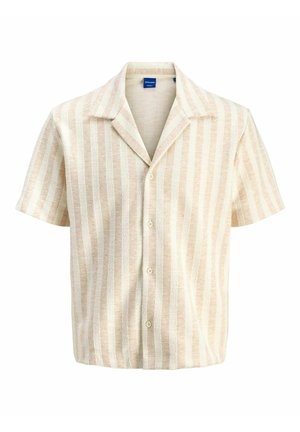 Koszula z krótkim rękawem w jasnym beżu z pionowymi białymi paskami, z kołnierzykiem typu notch i zapięciem na guziki z przodu. Miękka faktura.