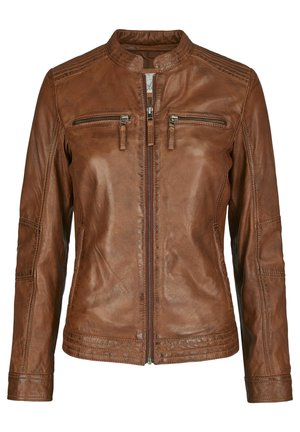 Braune Lederjacke mit tailliertem Schnitt, Stehkragen, zwei mit Reißverschluss versehenen Brusttaschen und vertikalen Nähdetails. Glatte Textur.