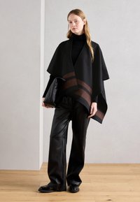 Anna Field Poncho - dark brown/camel