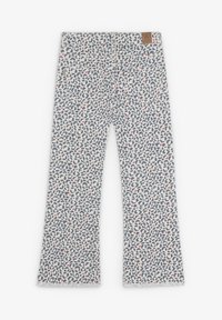 Jeans evazați din bumbac, cu o bază albă și imprimeu leopard în nuanțe de albastru și coral. Include buzunare standard pe spate și o placă din piele.