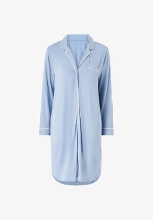 Lichtblauw nachtshirt met lange mouwen en knopen, met witte bies aan de kraag, manchetten en borstzak, tot over de knieën, van zacht materiaal.