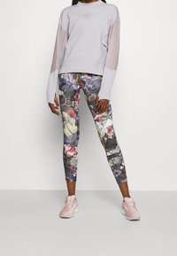 Nike Performance Felpa - grey