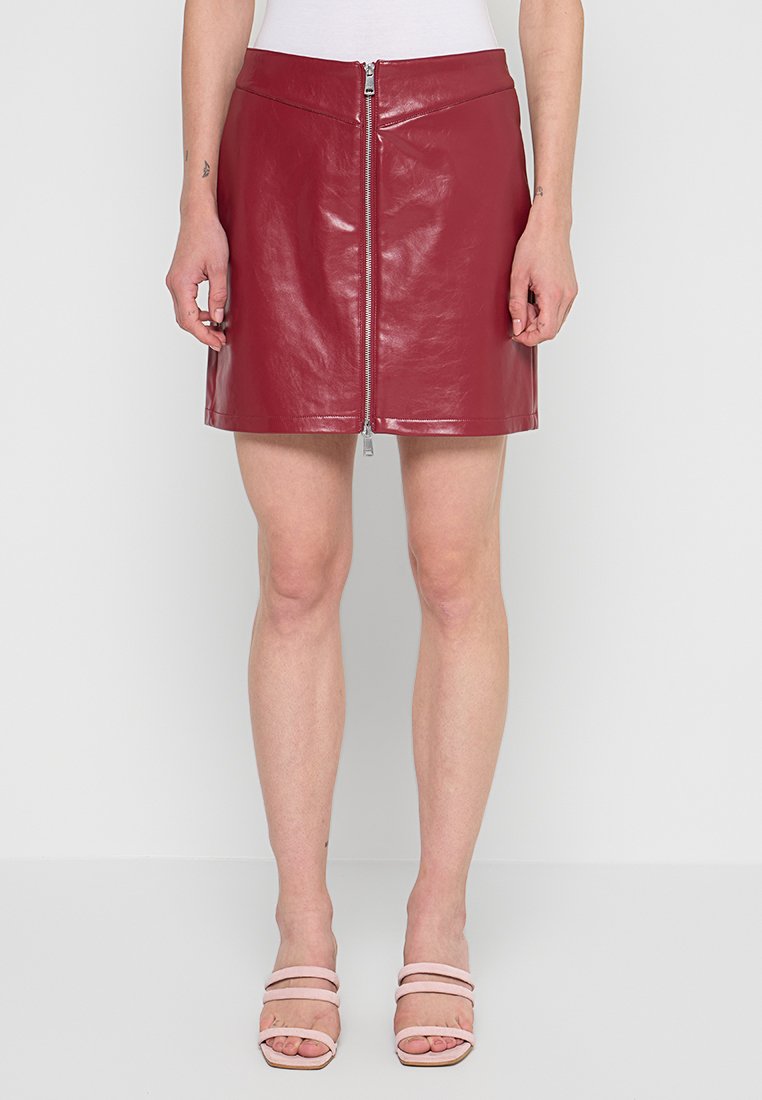 Only Minirok donkerrood Only Minirok donkerrood