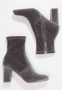 Steve Madden Botines - light grey