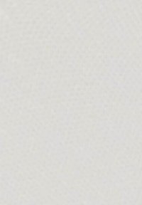Superficie grigia chiara strutturata con un motivo uniforme, finitura liscia e leggere variazioni di tonalità su tutto il materiale.