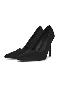 Décolleté neri con punta affusolata, tomaia in tessuto liscio e sottile tacco a stiletto. Design elegante e minimalista senza decorazioni.