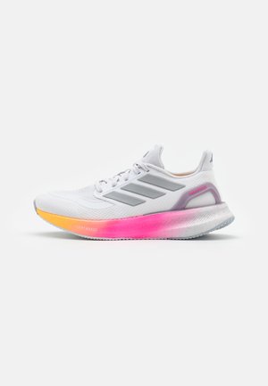 adidas Performance PUREBOOST 5 - Laufschuh Straße - footwear white/silver metalliv/spark