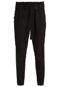 Pantalones negros ajustados con cinturilla ancha, pliegues frontales y cinturón removible. Tejido suave con corte de pierna recta y sin bolsillos.