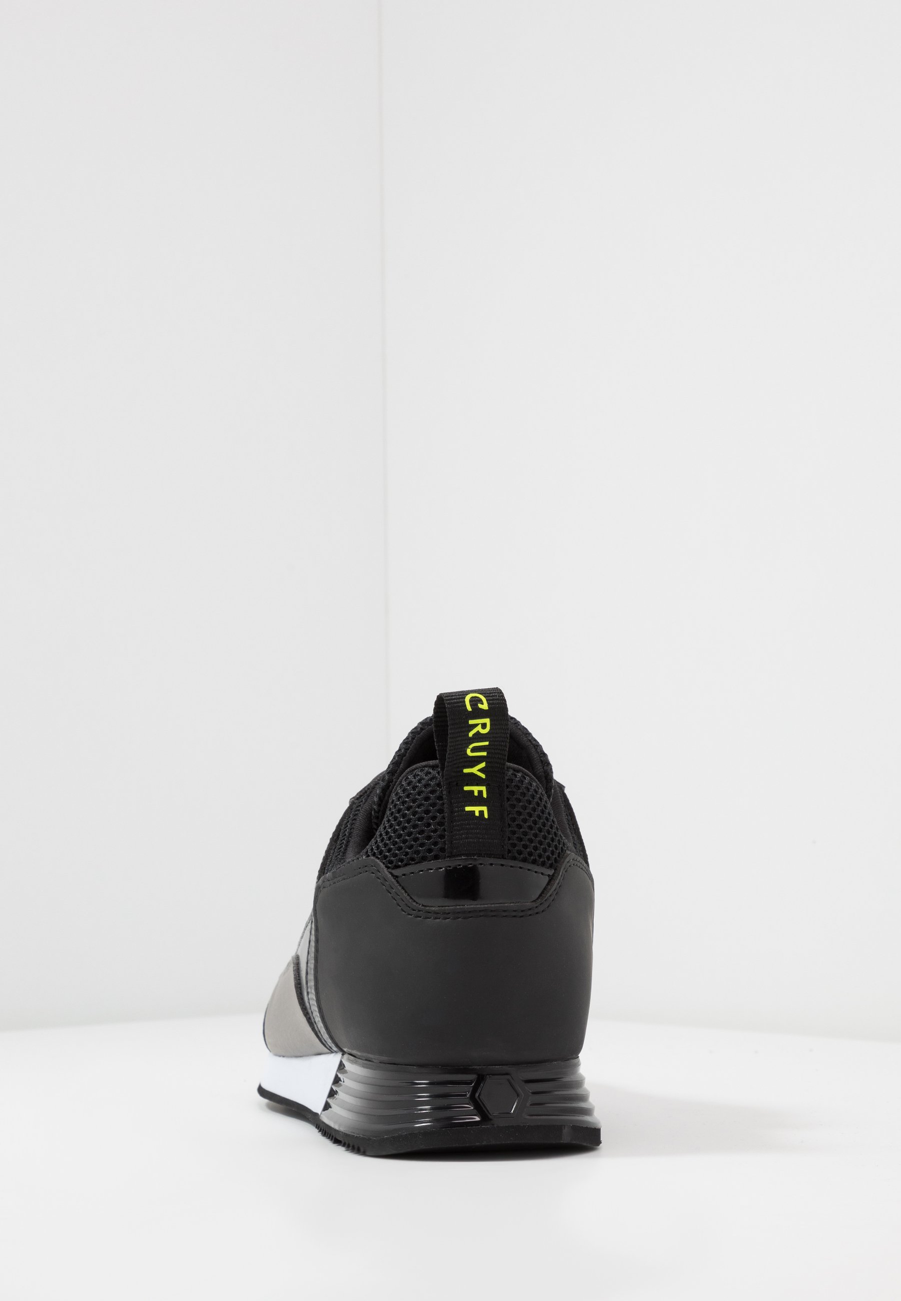 Cruyff LUSSO Joggesko dark greyfluo yellow Zalando.no Cruyff LUSSO Joggesko dark grey Zalando.no
