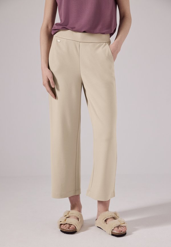 CULOTTE - Stoffhose - beige