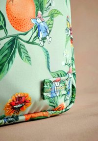 PADDINGTON COMPACT  - Nahrbtnik - green oranges