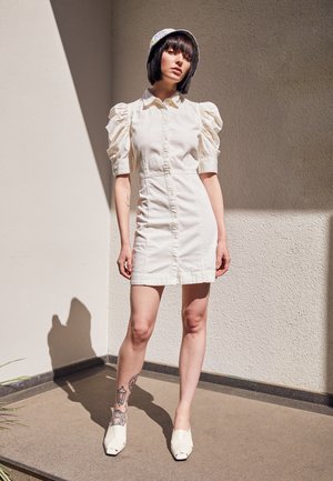 GILLIAN DRESS - Vestido de ganga - ecru