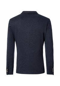 Navy blauwe blazer met een textured afwerking, enkele rugventilatie en vierknopen sluiting op de mouwen, met een notch-kraagontwerp.