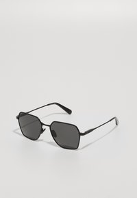 QUAY AUSTRALIA WORLD TOUR - Óculos de sol - black