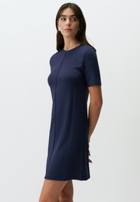 Jimmy Key SHORT SLEEVE CREW NECK BASIC MINI - Jerseykleid - dark blue