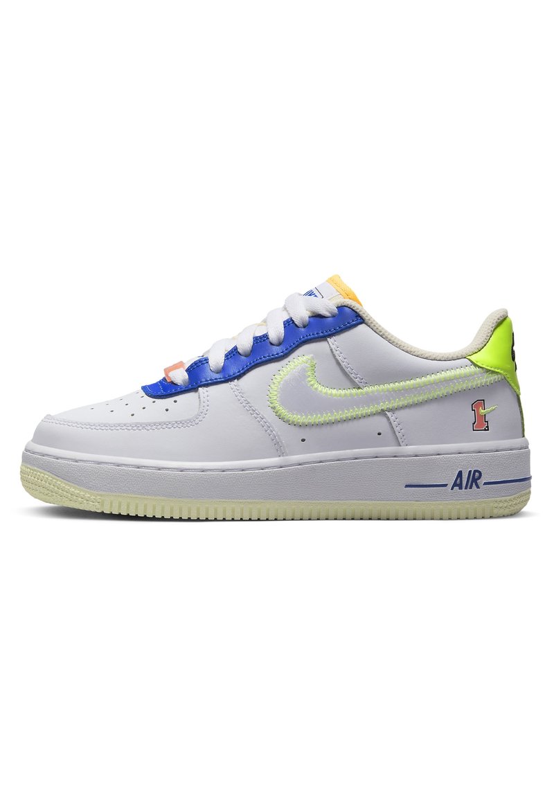 Nike Sportswear AIR FORCE  LV8 BG GCEL - Sneakers - white/white whitelaser orange ghost green spring gr htr