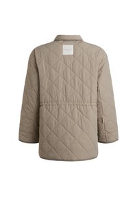 Beige gesteppte Jacke mit Kragen, langen Ärmeln und einem Taillenbindeband. Mit einem Etikett auf der Rückseite. Glatte Textur und dezenter Glanz.