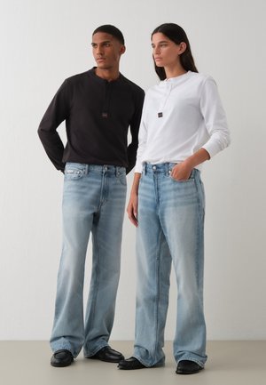 Calvin Klein Jeans, EXCLUSIVE BOOTCUT JEANS - Vaqueros bootcut - vintage sage