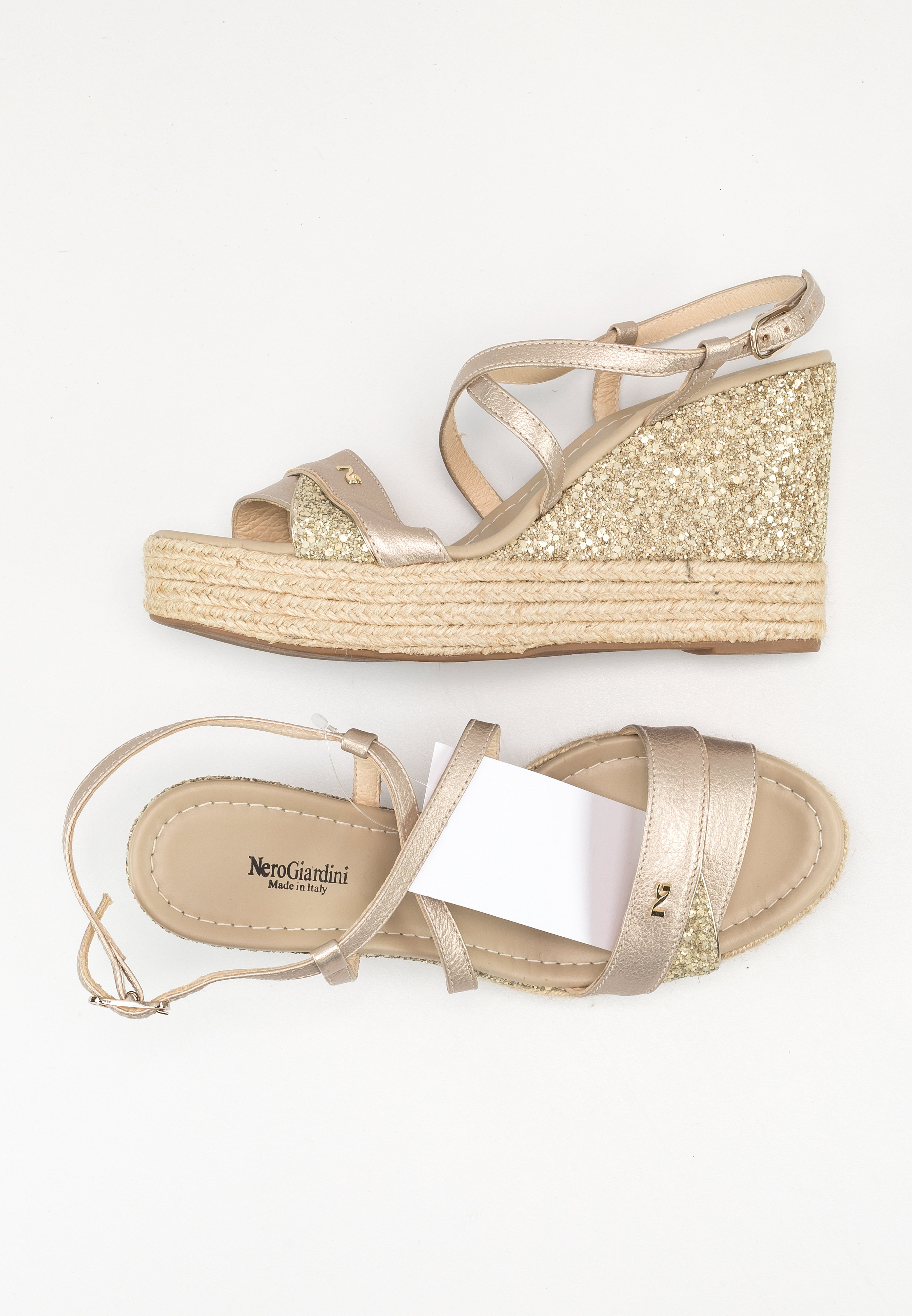 NeroGiardini Sandalen met sleehak - beige - (Pre-owned) - Zalando.be