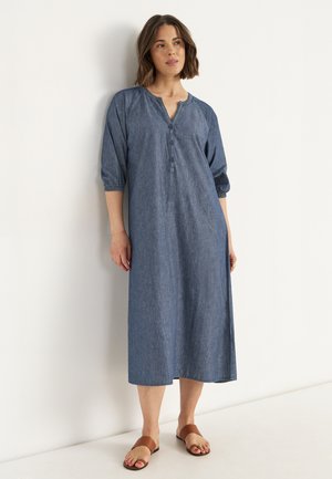 Cellbes of Sweden WITH BUTTONS - Jeansklänning - medium blue denim