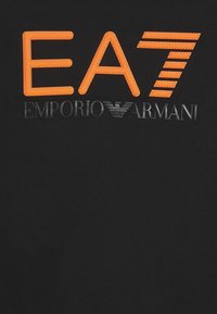 EA7 Emporio Armani T-shirt imprimé - black