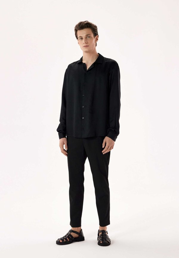 BERNARDO. - Riemensandalette