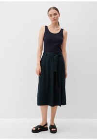 s.Oliver MIT HIGH-RISE-BUND - Jupe en jean - anthrazit