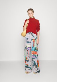 pure cashmere MOCKNECK - Camisola - brick