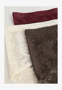 Ausgewählt, cream chocolate burgundy