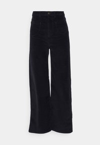 Černé manšestrové kalhoty s širokými nohavicemi a vysokým pasem, s předními kapsami a kovovým zapínáním. Měkká textura a vertikální proužkovaný vzor.