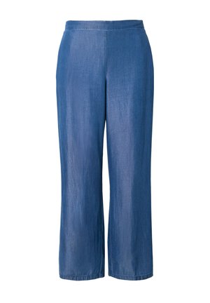 Pantalones de mezclilla de pierna ancha en azul medio. Con cinturilla elástica, textura suave y corte holgado. Sin patrones visibles ni detalles de herrajes.