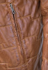 bugatti Lederjacke - cognac