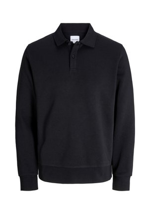 Musta pitkähihaisen puuvillainen poolopaita, jossa on kolme nappia kauluksessa, resorireunukset hihoissa ja suora helma. Ei kuvioita tai koristeita.