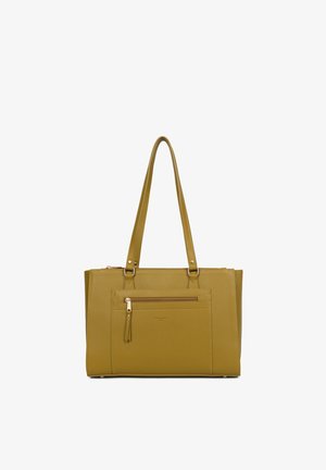 Olivgroene rechthoekige leren handtas met dubbele schouderbanden, voorzak met rits en gouden ritstrekkertje op een witte achtergrond.