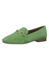 Groene suede instappers met een ronde neus, inclusief een decoratieve gouden ketting aan de voorkant en een lage houten hak.