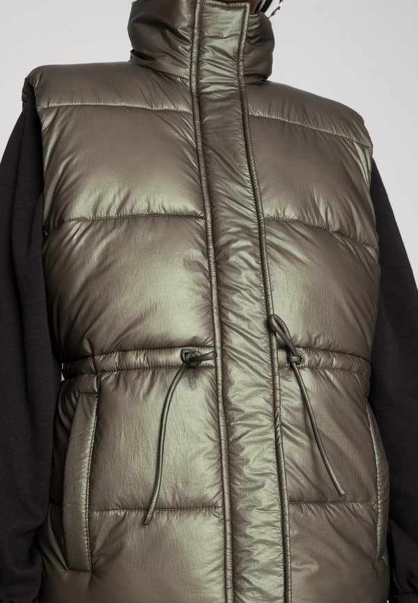 IHEllette - Waistcoat4