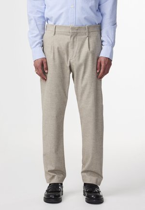 NN.07 BILL - Chino - cement - 022