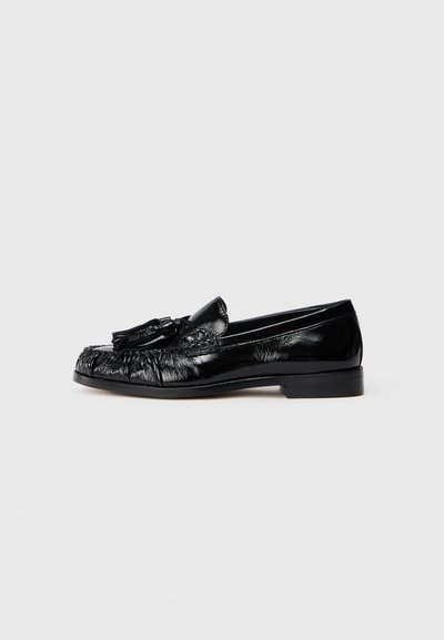 MARIETTA - Chaussons - black