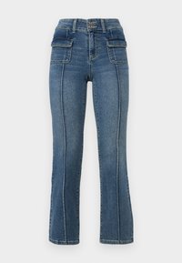 ONLY Petite ONLWAUW MID WAIST FLARED - Flared jeans - medium blue denim