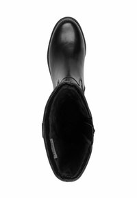 Fekete bőr bokacsizma sima felülettel, kerek orral és puha belső béléssel. Főbb jellemzői a steppelt részletek és az oldalsó panel.