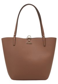 Sac fourre-tout texturé marron avec des poignées doubles, ornée d'un fermoir en métal argenté et d'un logo doré embossé à l'avant.